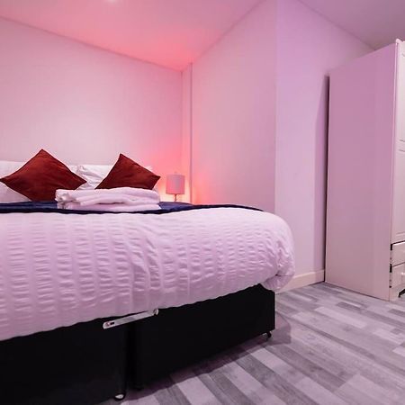 1 Bedroom-Sofabed-Worktable-4-Wifi-Parking London Eksteriør billede